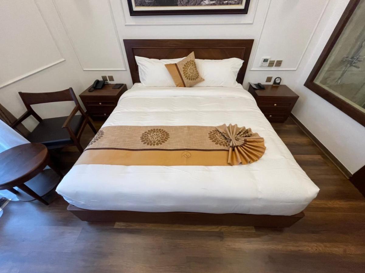 Camellia Luxury Hotel Tam Ðảo Exterior foto